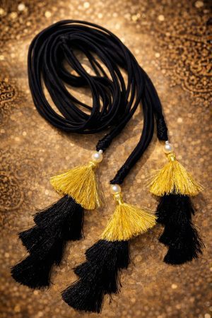 Royal Noir Golden Tassel Paraandi