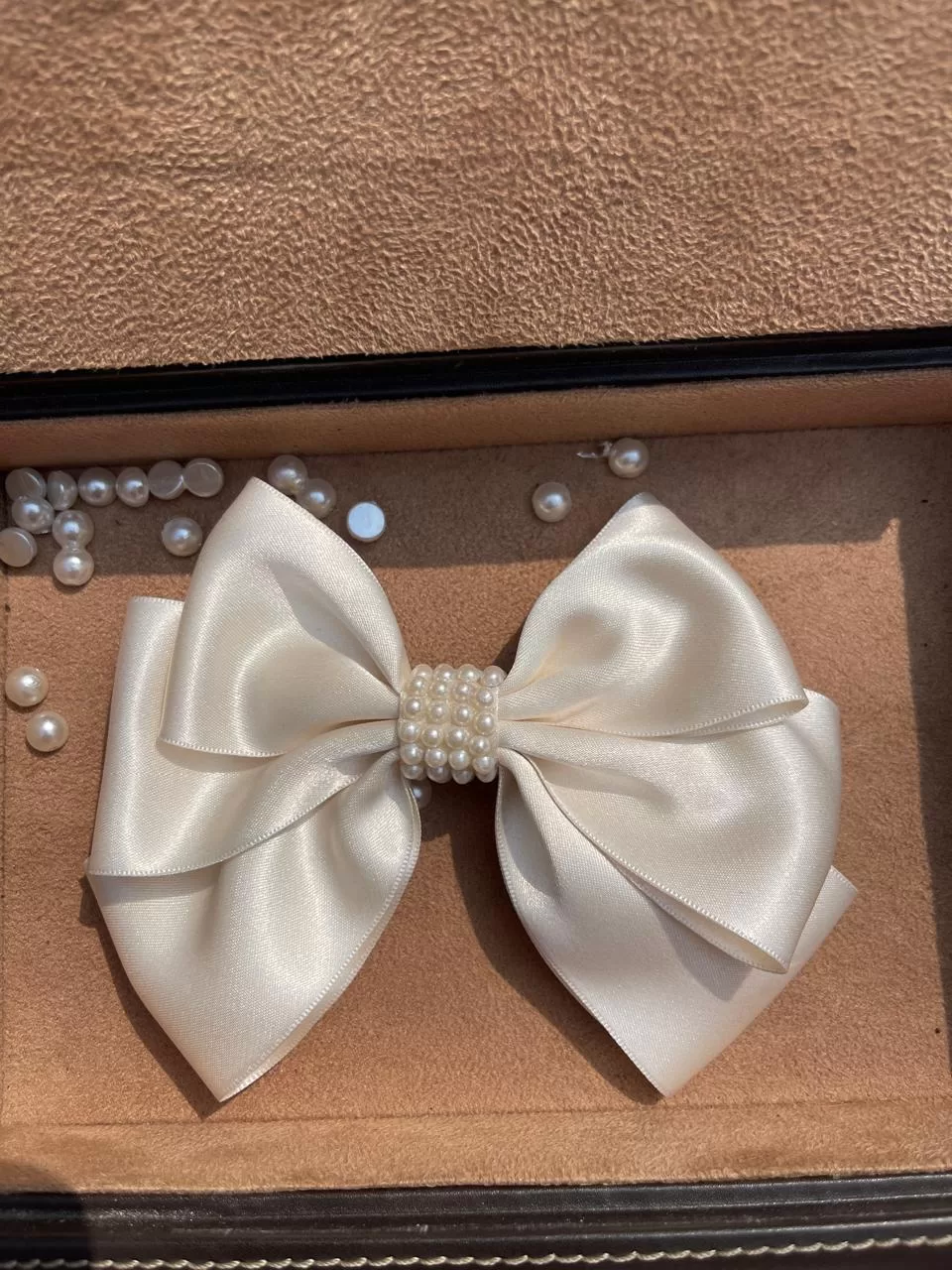 Ivory Satin Pearl Bow - Image 2